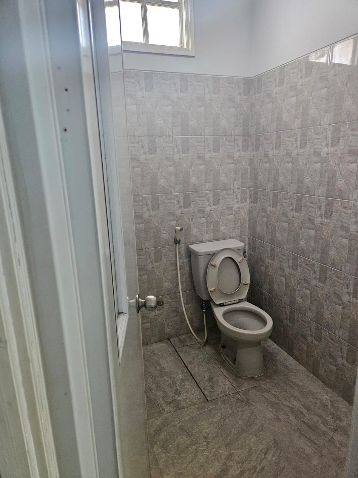 DiSewakan Rumah Fully Furnished di Taman Beverly Lippo Cikarang
